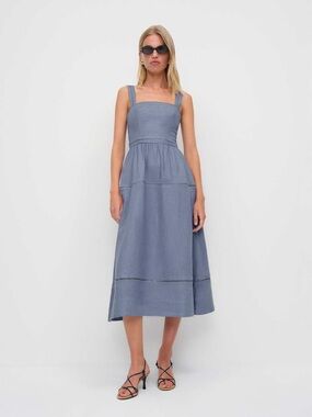 Reformation Everett Linen Dress in Cornflower Size 2 Sleeveless Midi Square Neck